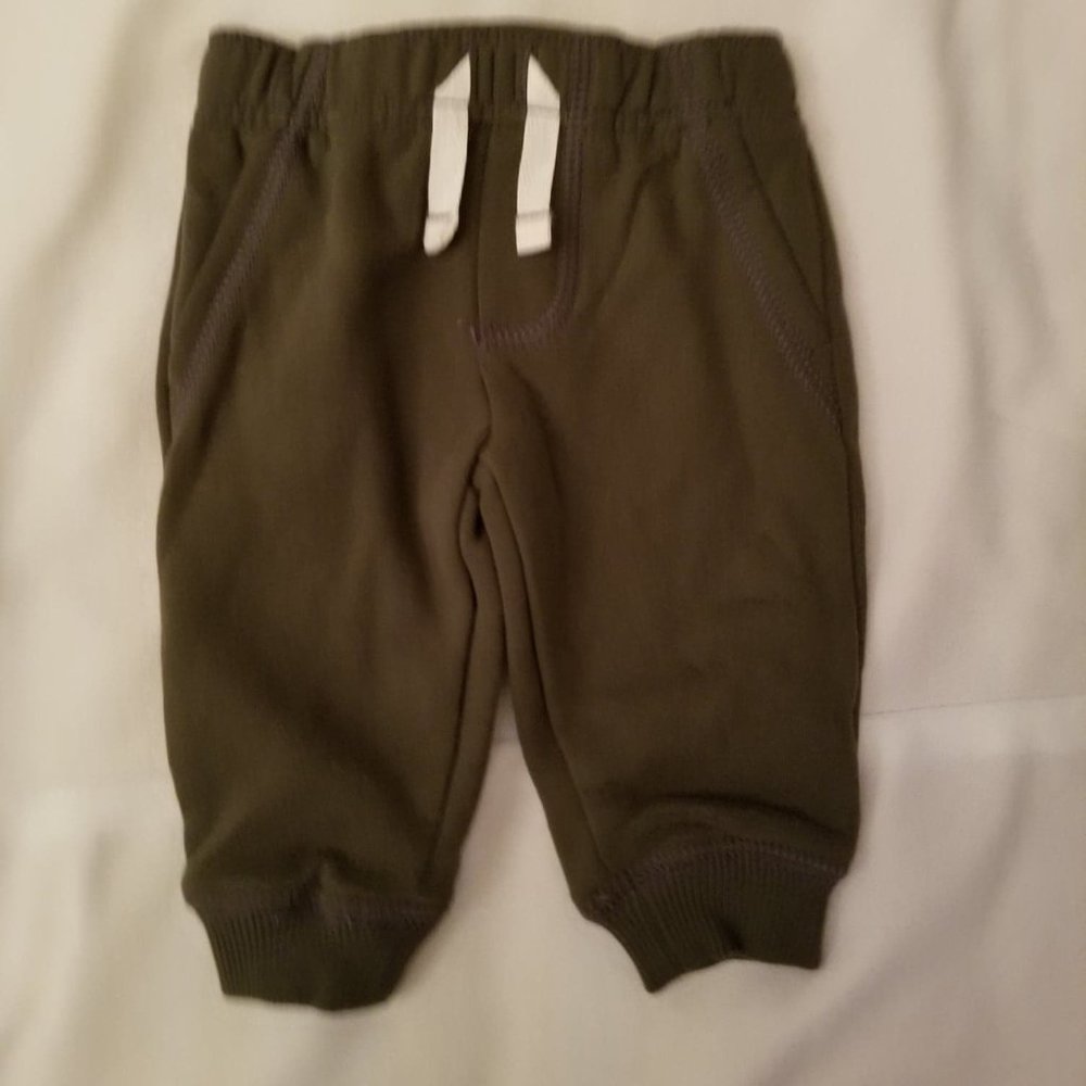 Outfit - Picture 4 of 5